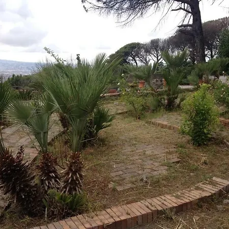 Gianna アパート エルコラーノ